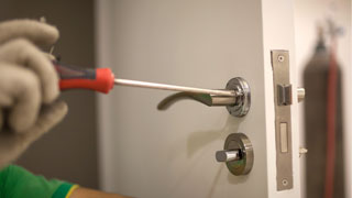 Commercial Locksmith at 94904, California